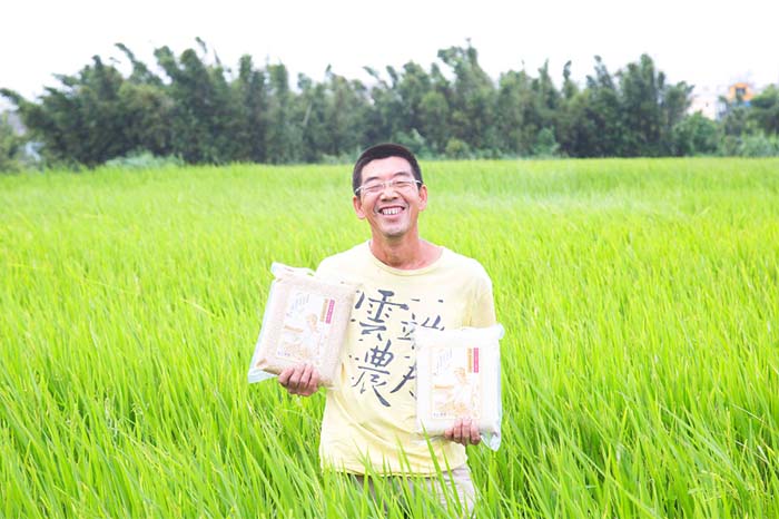 六香田——堅持無毒耕作、生態農業，雜草幫忙養出十大經典好米